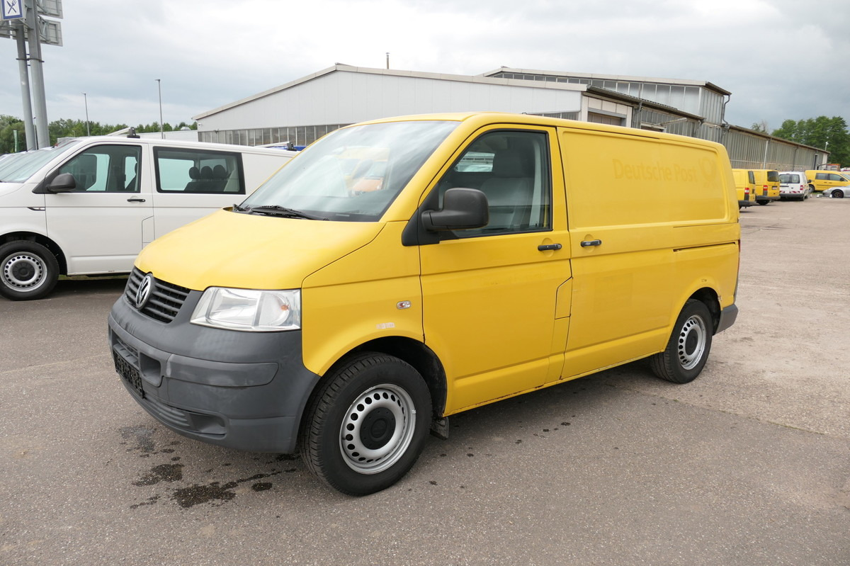 VW T5 Transporter 1.9 TDI 2-Sitzer PARKTRONIK 2xSCH - Mali kombi: slika 3 VW T5 Transporter 1.9 TDI 2-Sitzer PARKTRONIK 2xSCH - Mali kombi: slika 3