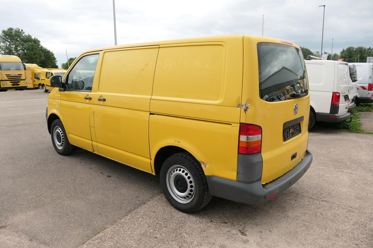 VW T5 Transporter 1.9 TDI 2-Sitzer PARKTRONIK 2xSCH - Mali kombi: slika 5 VW T5 Transporter 1.9 TDI 2-Sitzer PARKTRONIK 2xSCH - Mali kombi: slika 5