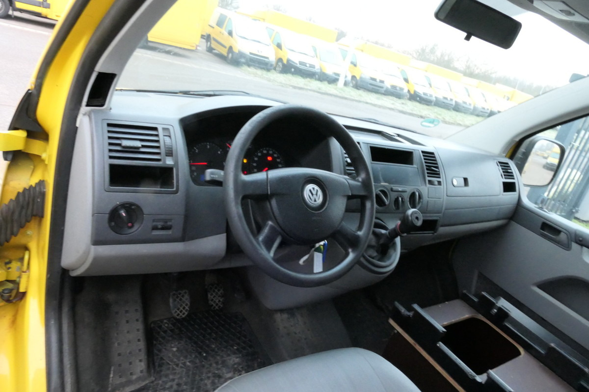 VW T5 Transporter 1.9 TDI PARKTRONIK 2xSCHIEBETÜR lizing VW T5 Transporter 1.9 TDI PARKTRONIK 2xSCHIEBETÜR: slika 10 VW T5 Transporter 1.9 TDI PARKTRONIK 2xSCHIEBETÜR lizing VW T5 Transporter 1.9 TDI PARKTRONIK 2xSCHIEBETÜR: slika 10