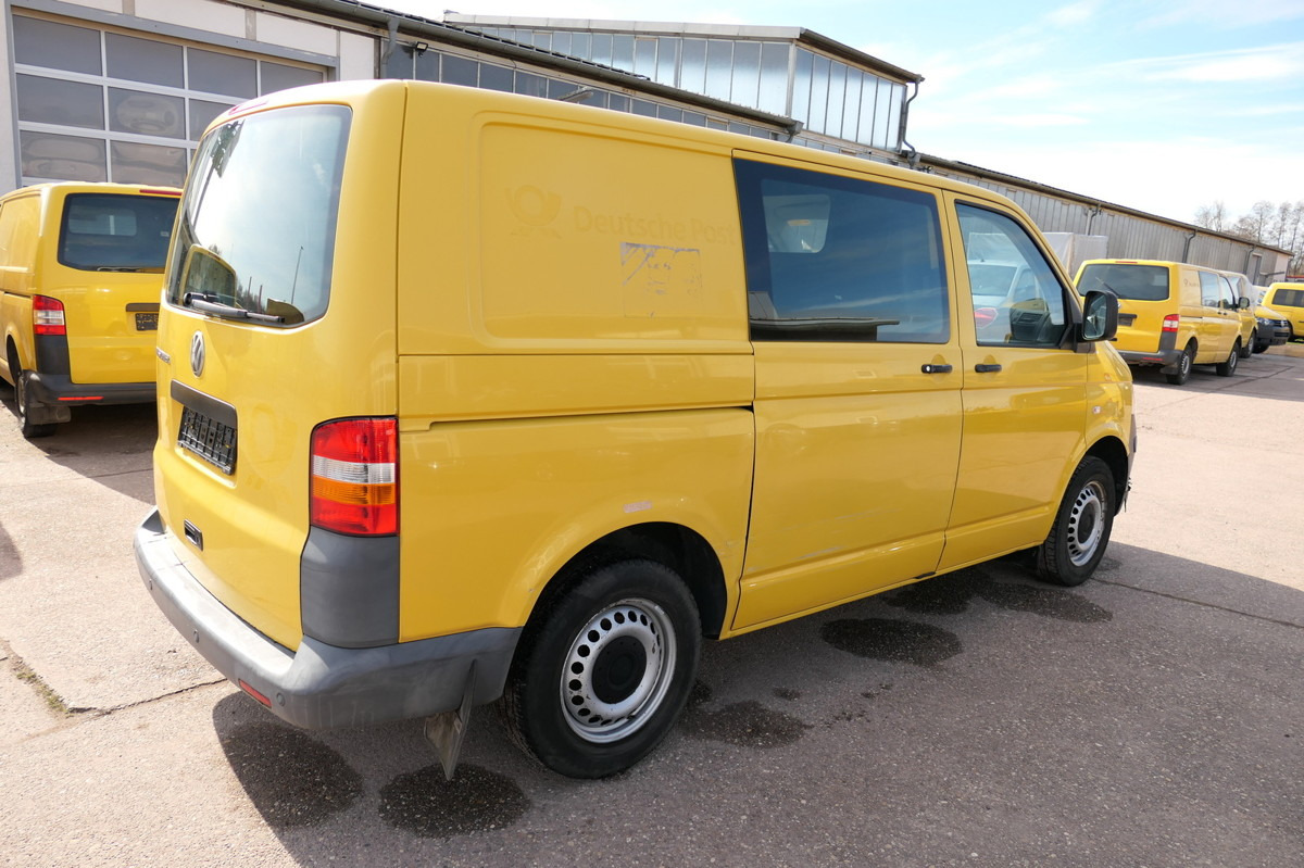 VW T5 Transporter 1.9 TDI PARKTRONIK 2xSCHIEBETÜR - Mali kombi: slika 4 VW T5 Transporter 1.9 TDI PARKTRONIK 2xSCHIEBETÜR - Mali kombi: slika 4
