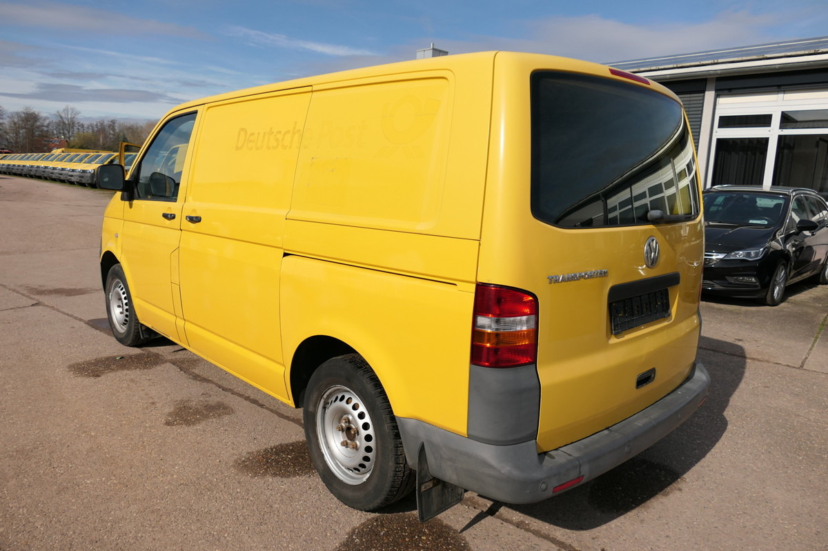 VW T5 Transporter 1.9 TDI PARKTRONIK 2xSCHIEBETÜR - Mali kombi: slika 5 VW T5 Transporter 1.9 TDI PARKTRONIK 2xSCHIEBETÜR - Mali kombi: slika 5