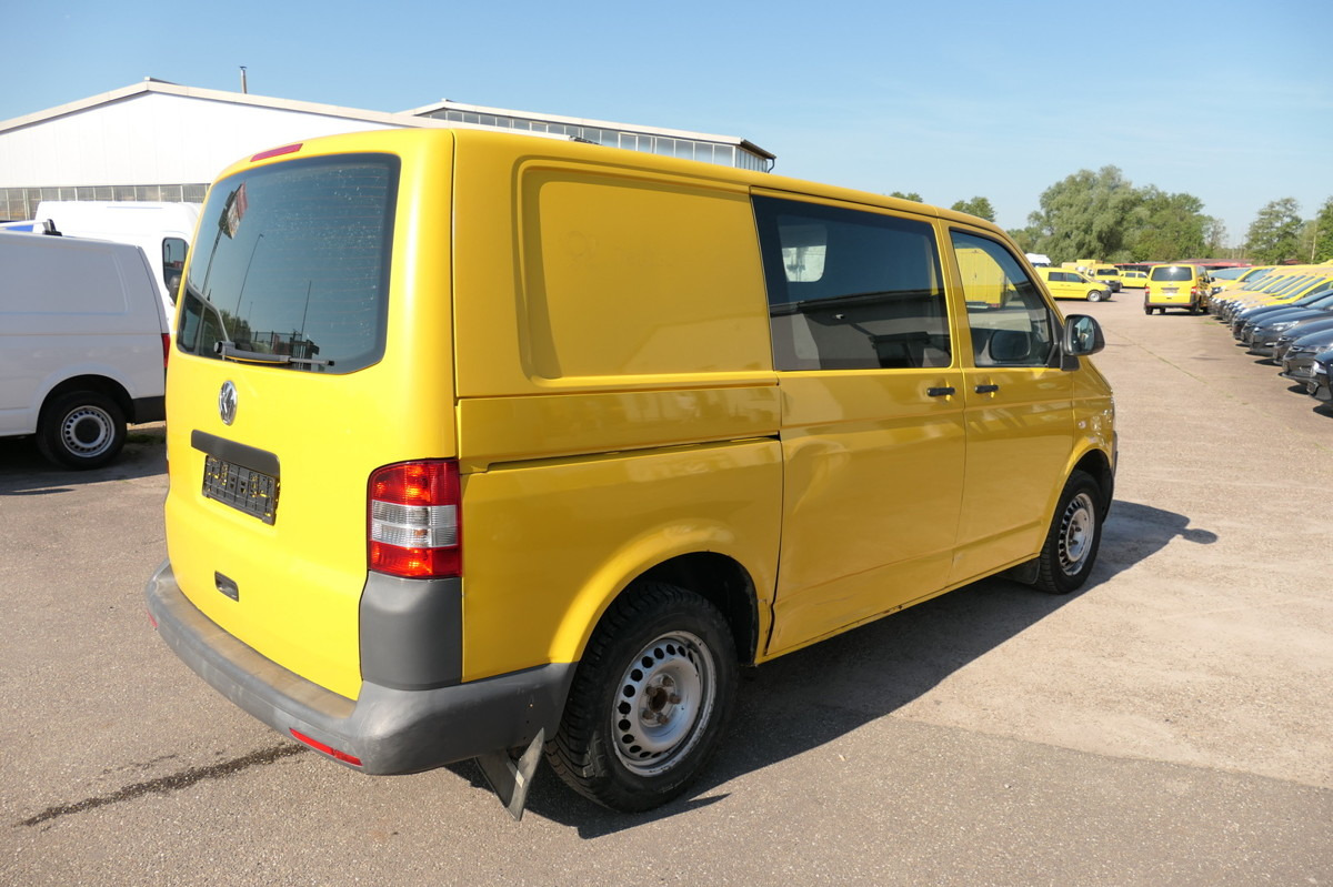 VW T5 Transporter 2.0 TDI 2-SITZER EURO-5 2xSCHIEBE - Mali kombi: slika 4 VW T5 Transporter 2.0 TDI 2-SITZER EURO-5 2xSCHIEBE - Mali kombi: slika 4
