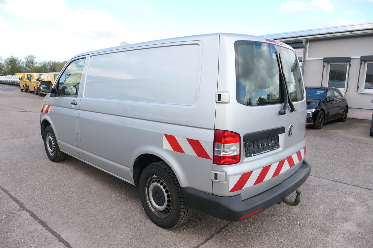 VW T5 Transporter 2.0 TDI 2-Sitzer 4 Motion AHK COC - Mali kombi: slika 5 VW T5 Transporter 2.0 TDI 2-Sitzer 4 Motion AHK COC - Mali kombi: slika 5