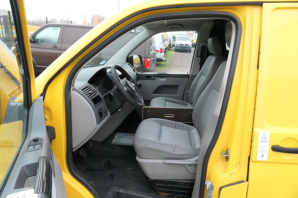 VW T5 Transporter 2.0 TDI 2-Sitzer EURO-5 CoC 2xSCH lizing VW T5 Transporter 2.0 TDI 2-Sitzer EURO-5 CoC 2xSCH: slika 9 VW T5 Transporter 2.0 TDI 2-Sitzer EURO-5 CoC 2xSCH lizing VW T5 Transporter 2.0 TDI 2-Sitzer EURO-5 CoC 2xSCH: slika 9