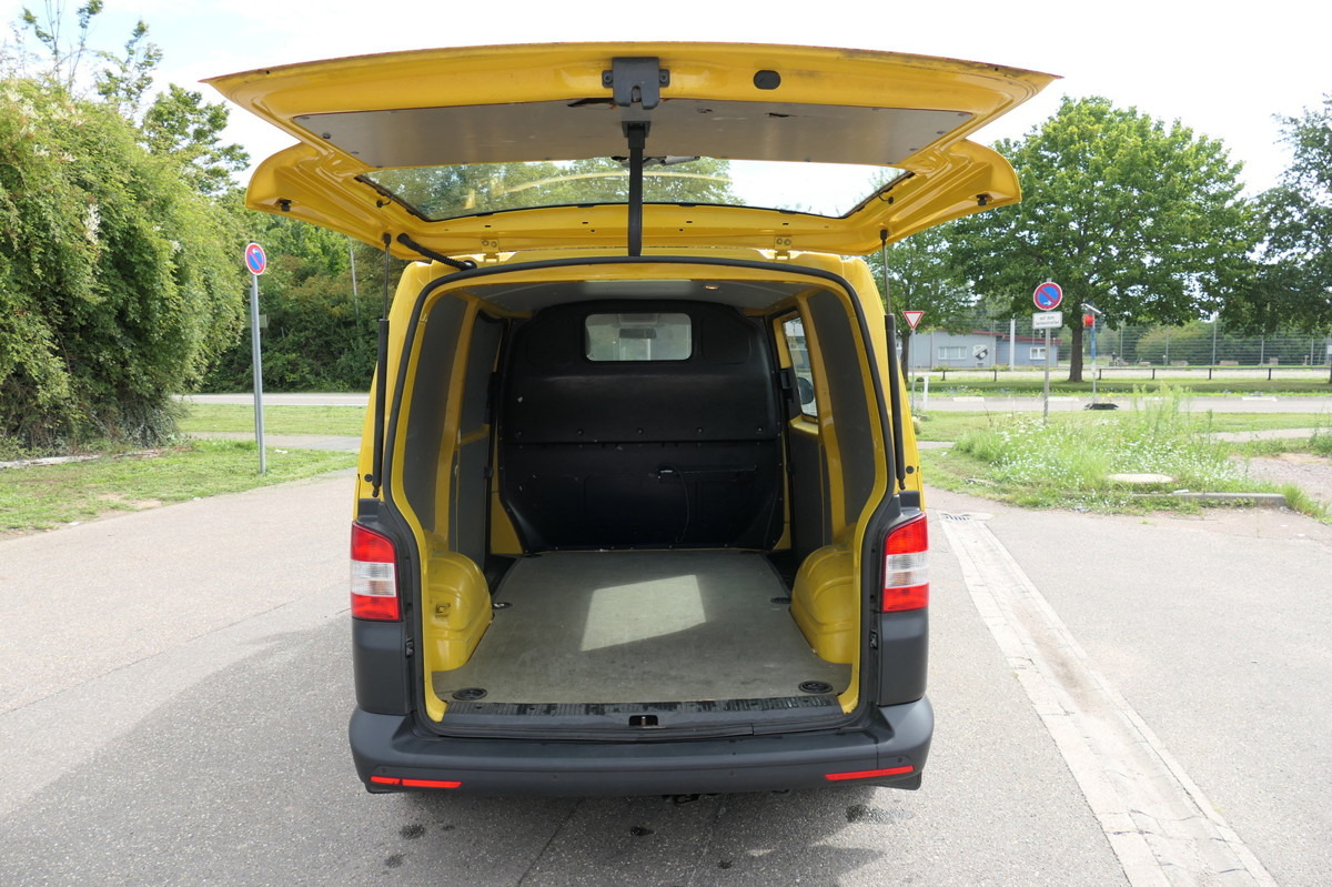 VW T5 Transporter 2.0 TDI EURO-5 CoC 2xSCHIEBETÜR P - Mali kombi: slika 5 VW T5 Transporter 2.0 TDI EURO-5 CoC 2xSCHIEBETÜR P - Mali kombi: slika 5