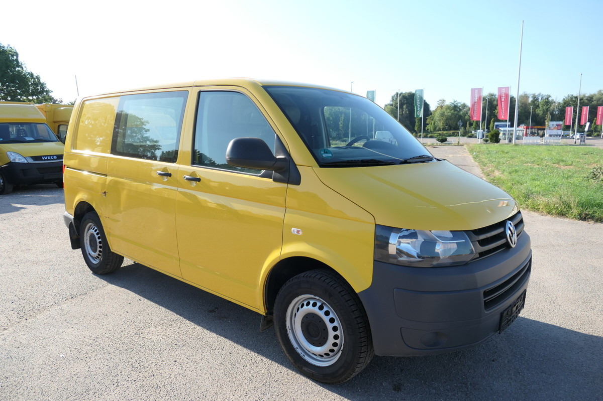 VW T5 Transporter 2.0 TDI PARKTRONIK 2xSCHIEBETÜR C - Mali kombi: slika 3 VW T5 Transporter 2.0 TDI PARKTRONIK 2xSCHIEBETÜR C - Mali kombi: slika 3