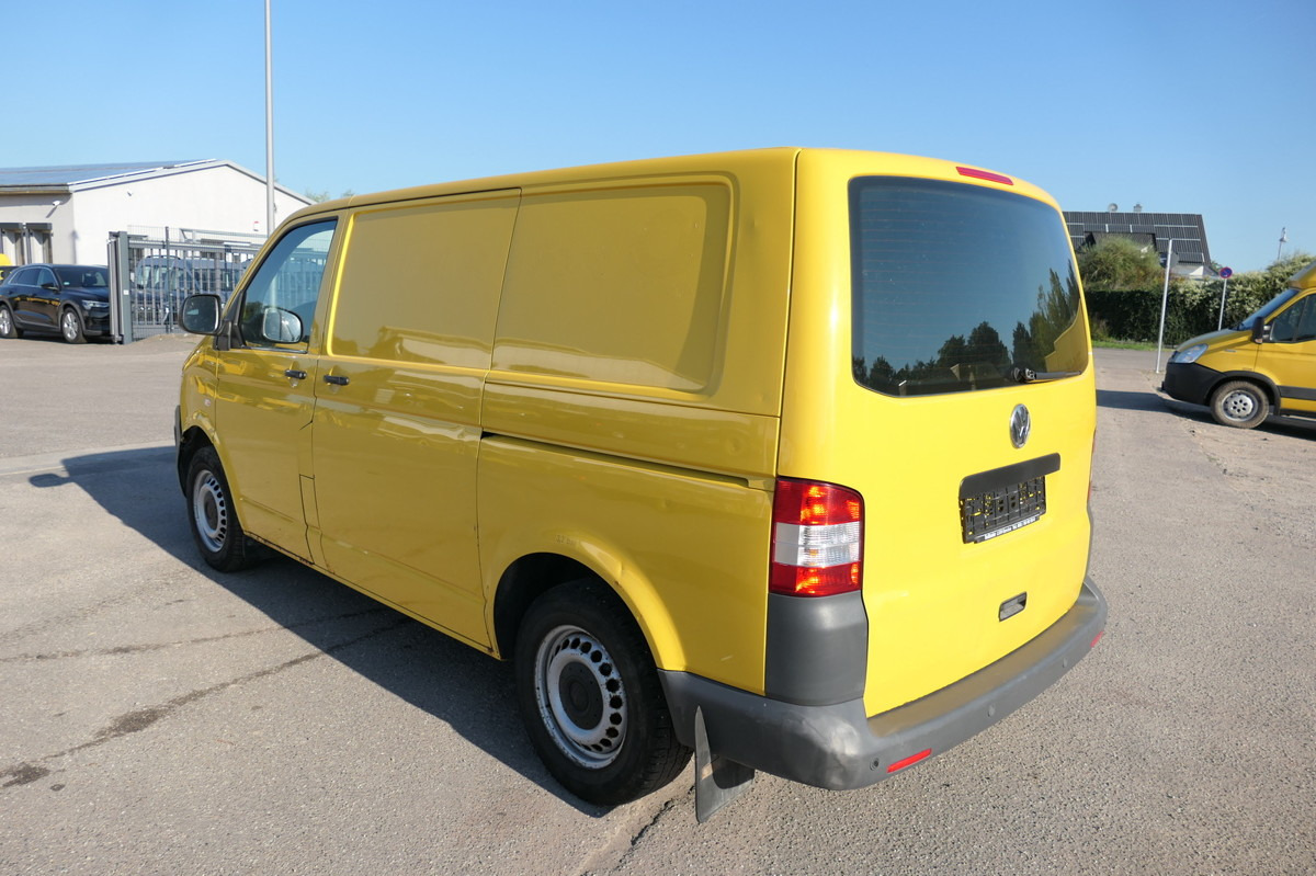 VW T5 Transporter 2.0 TDI PARKTRONIK 2xSCHIEBETÜR C - Mali kombi: slika 5 VW T5 Transporter 2.0 TDI PARKTRONIK 2xSCHIEBETÜR C - Mali kombi: slika 5