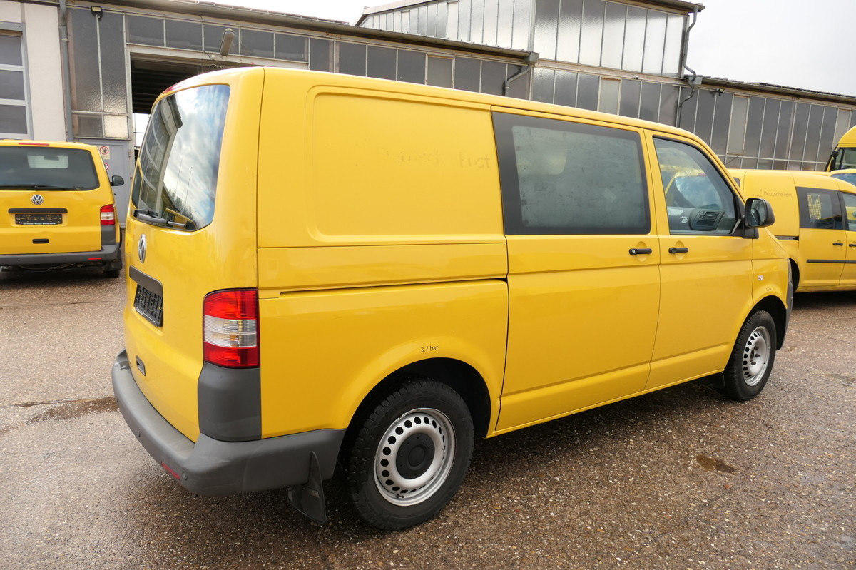 VW T5 Transporter 2.0 TDI PARKTRONIK EURO-5 2xSCHIE - Mali kombi: slika 4 VW T5 Transporter 2.0 TDI PARKTRONIK EURO-5 2xSCHIE - Mali kombi: slika 4