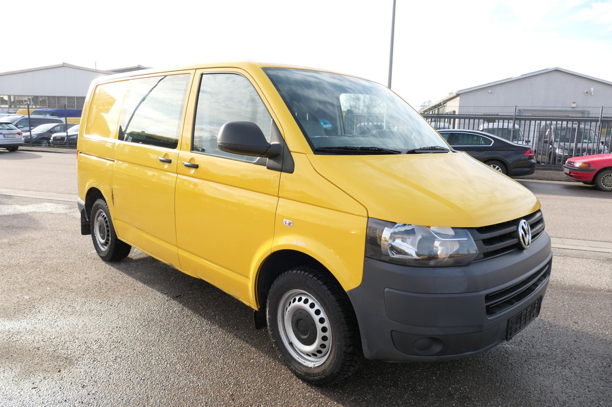 VW T5 Transporter 2.0 TDI PARKTRONIK EURO-5 2xSCHIE - Mali kombi: slika 3 VW T5 Transporter 2.0 TDI PARKTRONIK EURO-5 2xSCHIE - Mali kombi: slika 3