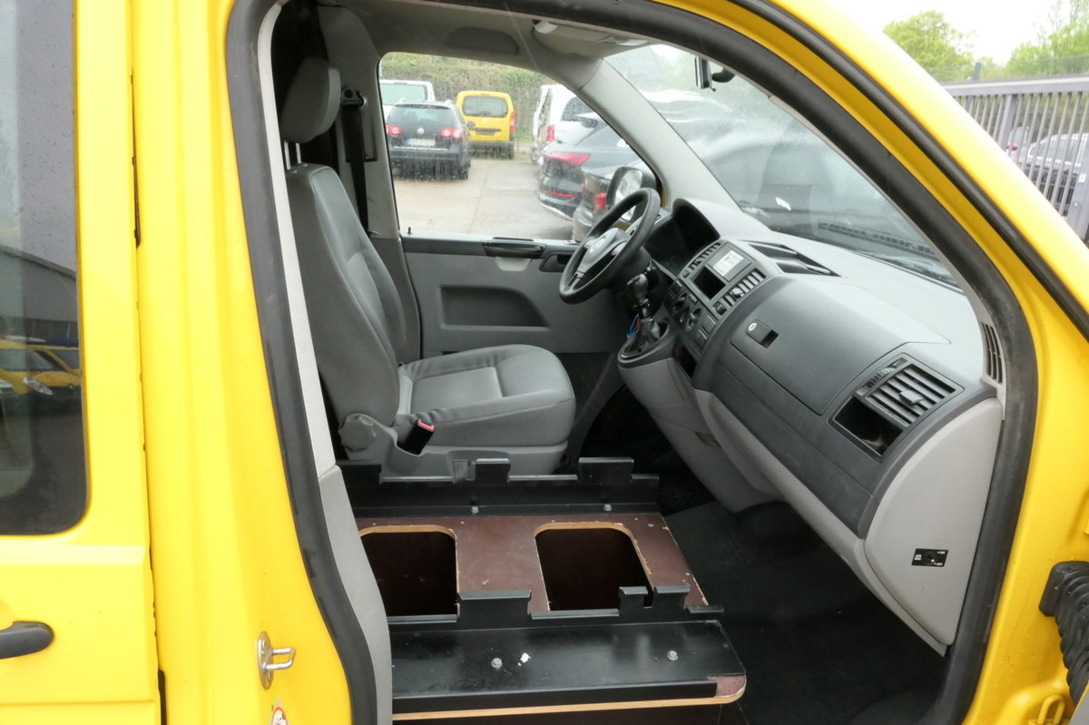 VW T5 Transporter 2.0 TDI PARKTRONIK EURO-5 2xSCHIE - Mali kombi: slika 5 VW T5 Transporter 2.0 TDI PARKTRONIK EURO-5 2xSCHIE - Mali kombi: slika 5
