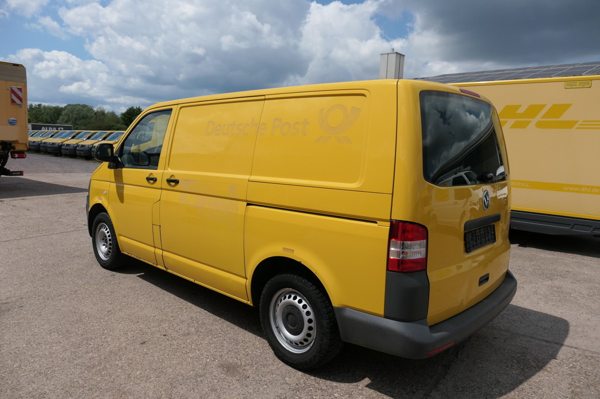 VW T5 Transporter 2.0 TDI PARKTRONIK EURO-5 2xSCHIE - Mali kombi: slika 4 VW T5 Transporter 2.0 TDI PARKTRONIK EURO-5 2xSCHIE - Mali kombi: slika 4
