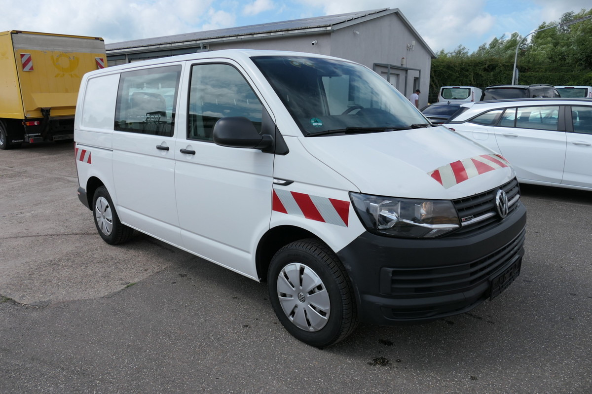 VW T6 Transporter 2.0 TDI 4Motion 3Sitzer KLIMA AHK - Mali kombi: slika 2 VW T6 Transporter 2.0 TDI 4Motion 3Sitzer KLIMA AHK - Mali kombi: slika 2