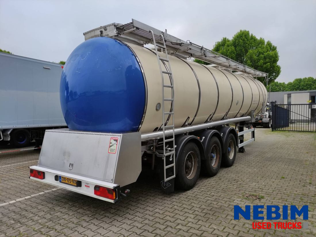 Feldbinder TSA 33.3-3 Unibloc pump electr - 3 comp. 8.000 / 2 2.500 / 3.000 Ltr. - Polprikolica cisterna: slika 2 Feldbinder TSA 33.3-3 Unibloc pump electr - 3 comp. 8.000 / 2 2.500 / 3.000 Ltr. - Polprikolica cisterna: slika 2