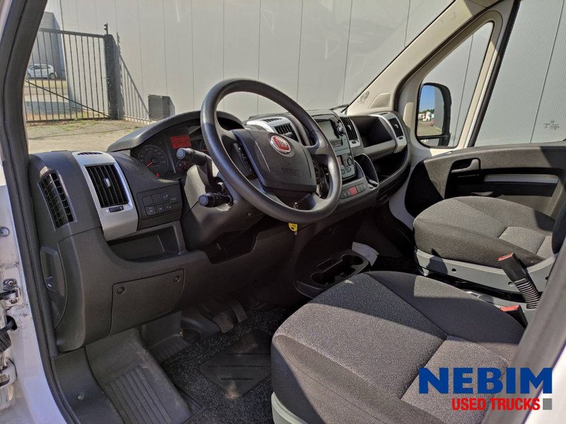 Fiat Ducato 2.3 140PK - L3H2 - AUTOMATIC GEARBOX - Furgon: slika 3 Fiat Ducato 2.3 140PK - L3H2 - AUTOMATIC GEARBOX - Furgon: slika 3