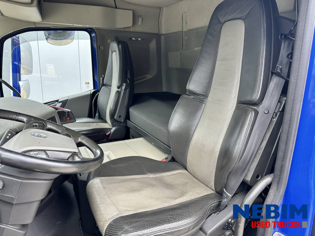 Volvo FH 500 4X2 Full AIR - NEW Tacho - Dynamic Steering - I-Park Cool - Vlačilec: slika 3 Volvo FH 500 4X2 Full AIR - NEW Tacho - Dynamic Steering - I-Park Cool - Vlačilec: slika 3