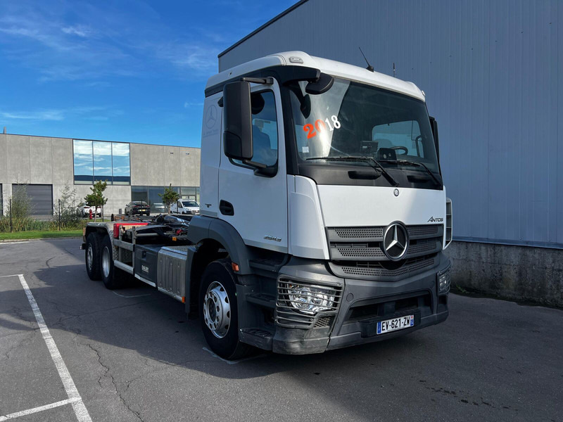 Mercedes-Benz Actros 2543 - Kotalni prekucni tovornjak: slika 5 Mercedes-Benz Actros 2543 - Kotalni prekucni tovornjak: slika 5