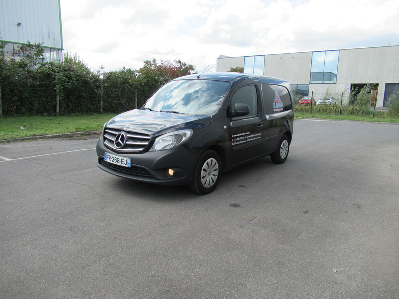 Mercedes-Benz Citan 111 - Furgon: slika 1 Mercedes-Benz Citan 111 - Furgon: slika 1