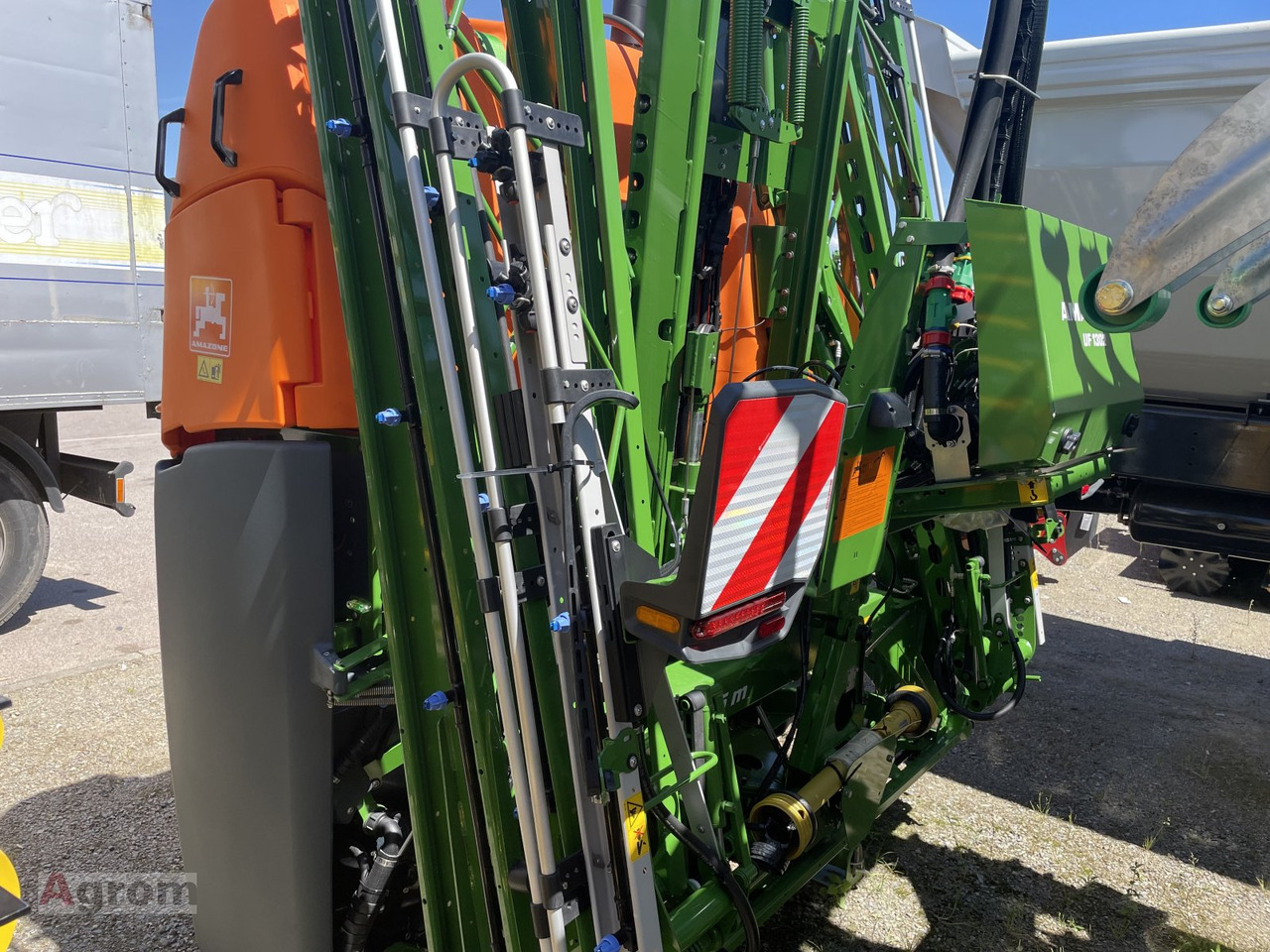 Amazone UF 1302 - Škropilnica montirana na traktor: slika 5 Amazone UF 1302 - Škropilnica montirana na traktor: slika 5