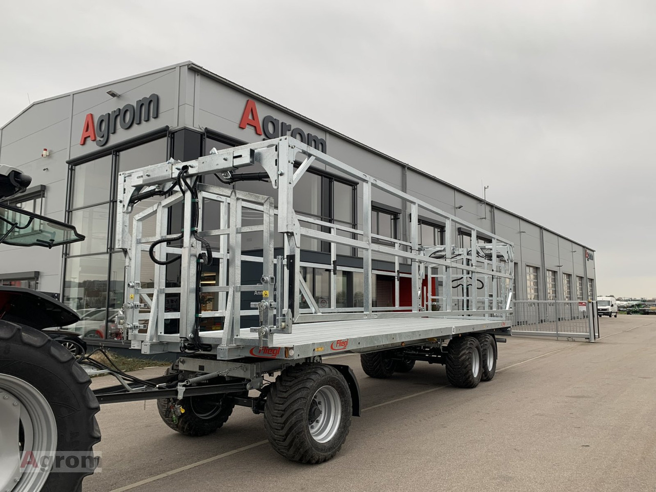 Fliegl DPW 210 BL - Kmetijski prikolica s ploščadjo: slika 1 Fliegl DPW 210 BL - Kmetijski prikolica s ploščadjo: slika 1