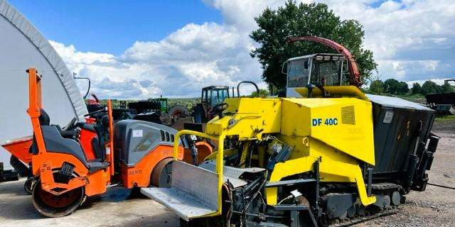 Demag DF 40C - Asfaltni finišer: slika 1 Demag DF 40C - Asfaltni finišer: slika 1