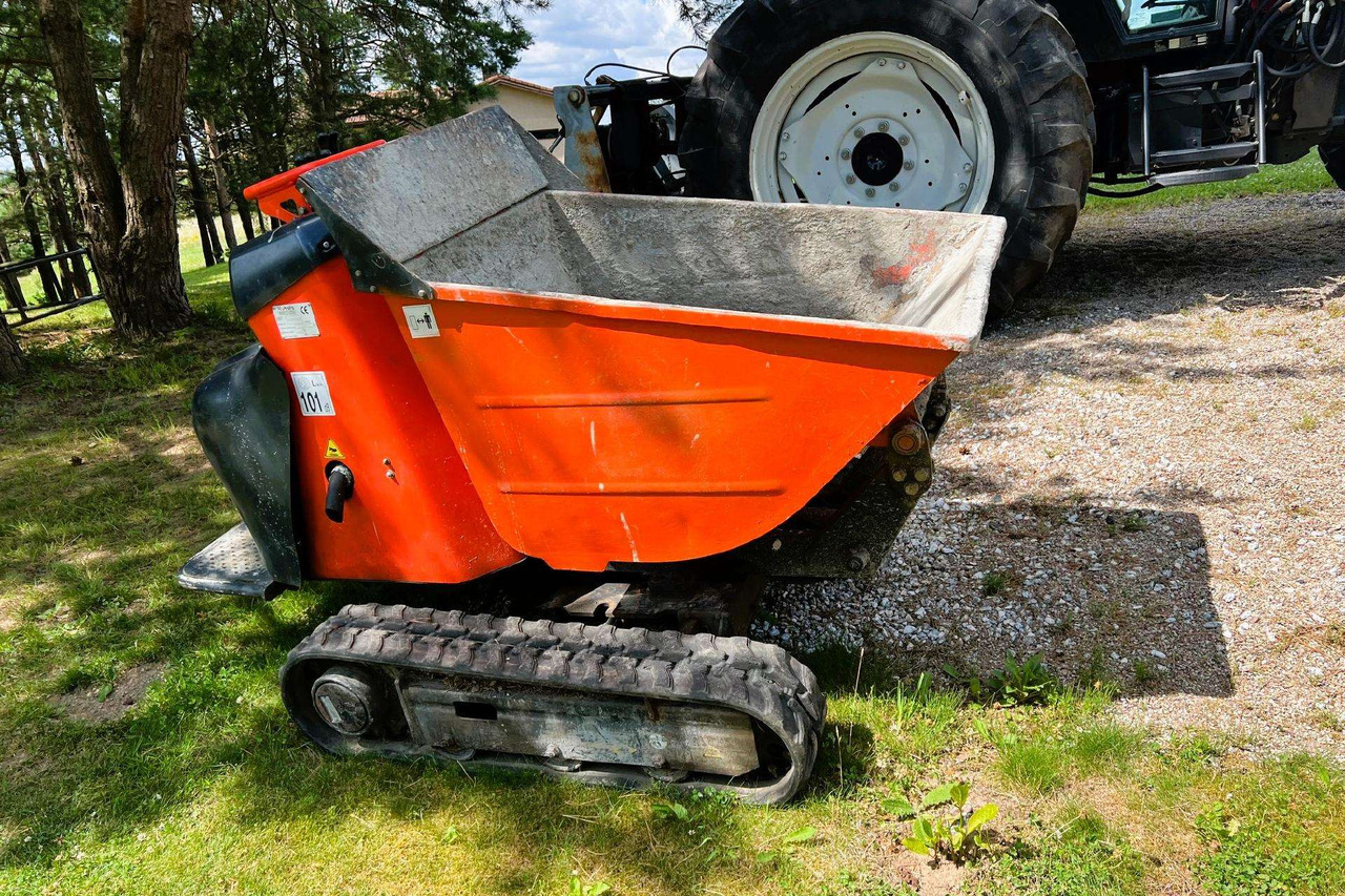 Kubota KC70 - Mini demper: slika 1 Kubota KC70 - Mini demper: slika 1