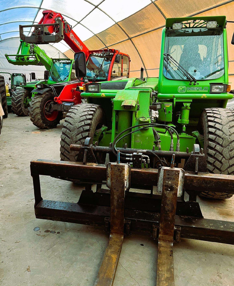 Merlo P38.10 Turbo Farmer - Teleskopski viličar: slika 1 Merlo P38.10 Turbo Farmer - Teleskopski viličar: slika 1