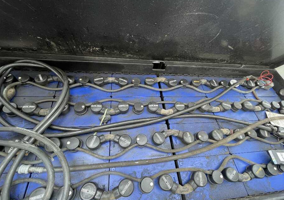 B-P Battioni e Pagani ML T4-1200 (batt. 2019) - 4-potni viličar s pomičnim teleskopom: slika 5 B-P Battioni e Pagani ML T4-1200 (batt. 2019) - 4-potni viličar s pomičnim teleskopom: slika 5