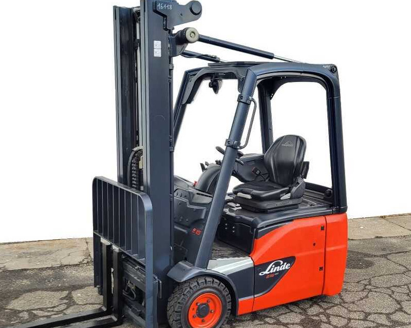 Linde E 15-02/386 (2500 ore) - Električni viličar: slika 1 Linde E 15-02/386 (2500 ore) - Električni viličar: slika 1