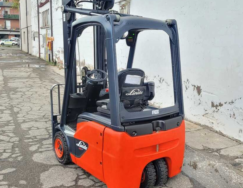 Linde E 15-02/386 (2500 ore) - Električni viličar: slika 2 Linde E 15-02/386 (2500 ore) - Električni viličar: slika 2