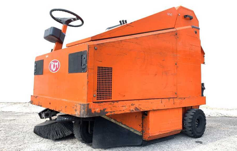 RCM T 9000 TD/1 - Industrijski pometalni stroj: slika 5 RCM T 9000 TD/1 - Industrijski pometalni stroj: slika 5