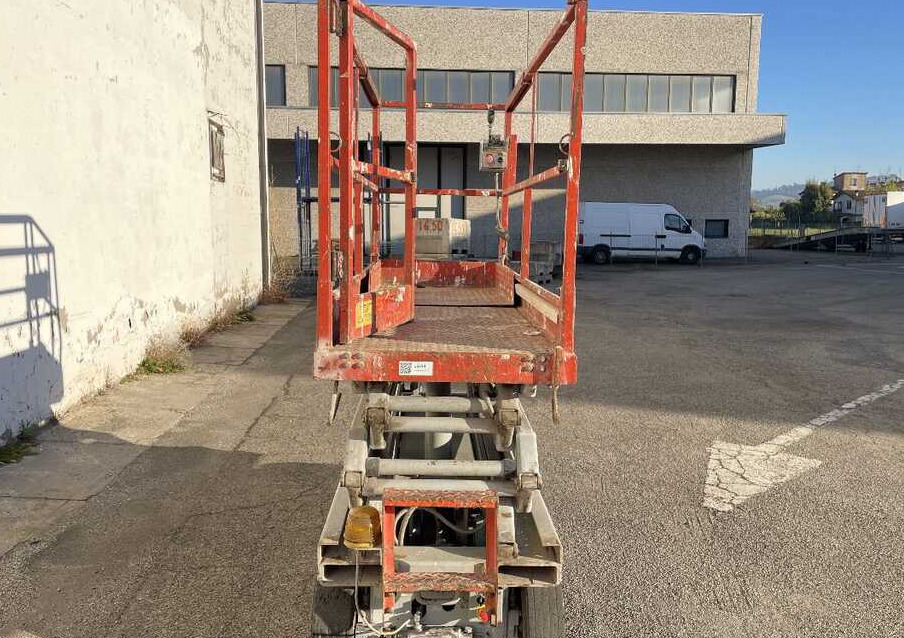 SKYJACK 3220 - Škarjasta dvižna ploščad: slika 3 SKYJACK 3220 - Škarjasta dvižna ploščad: slika 3