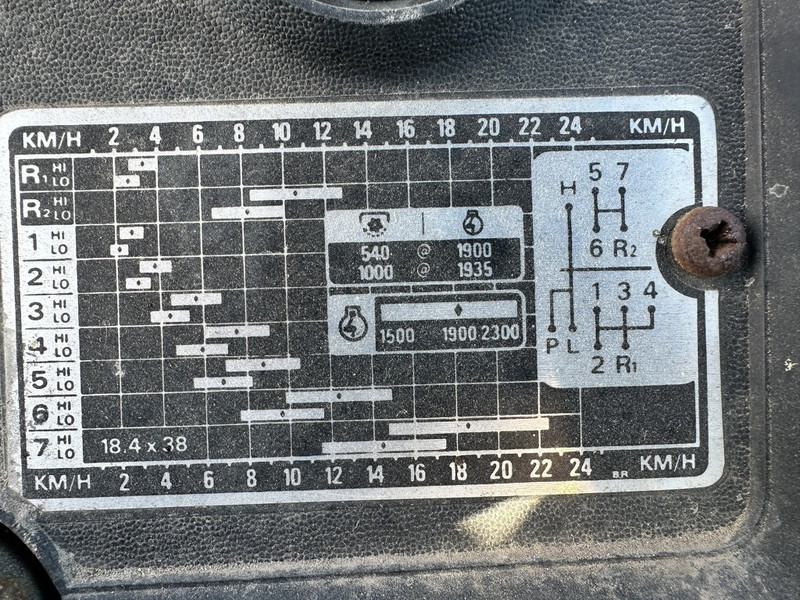 Traktor Ford 8700: slika 6