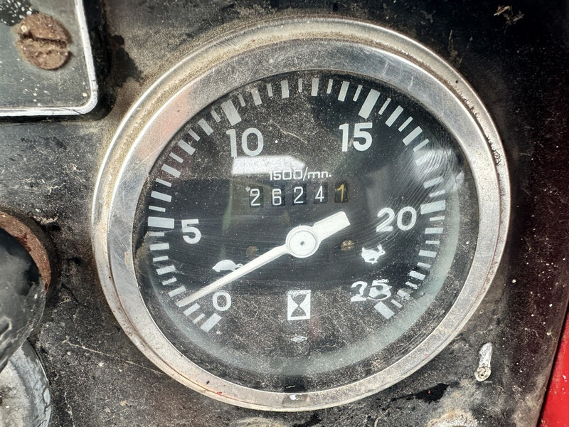 Massey Ferguson 575 - Traktor: slika 5 Massey Ferguson 575 - Traktor: slika 5