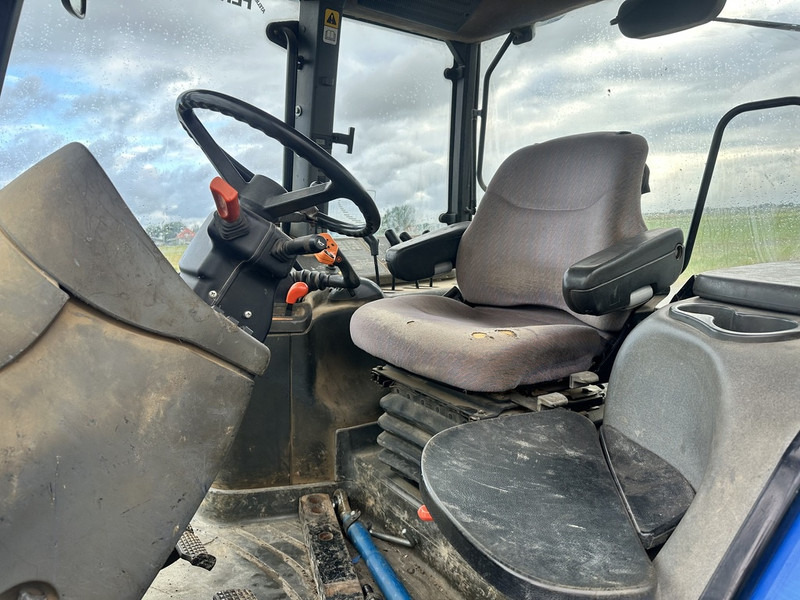 New Holland TM 140 - Traktor: slika 5 New Holland TM 140 - Traktor: slika 5