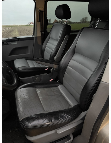 Volkswagen Transporter 2.5 TDI - Furgon: slika 5 Volkswagen Transporter 2.5 TDI - Furgon: slika 5