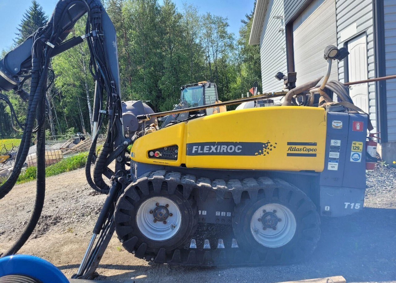 Atlas Copco FlexiROC T15R-01 - Vrtalna naprava: slika 2 Atlas Copco FlexiROC T15R-01 - Vrtalna naprava: slika 2