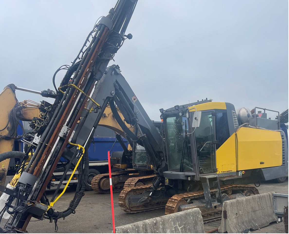 Atlas Copco SmartROC T40-11 - Vrtalna naprava: slika 2 Atlas Copco SmartROC T40-11 - Vrtalna naprava: slika 2