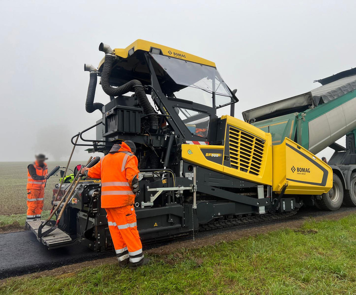 Bomag BF 700 C-3 - Asfaltni finišer: slika 3 Bomag BF 700 C-3 - Asfaltni finišer: slika 3