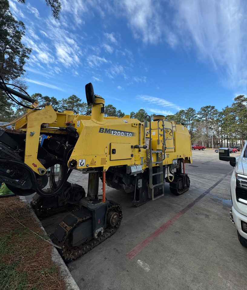 Bomag BM 1200/30 - Freza za asfalt: slika 1 Bomag BM 1200/30 - Freza za asfalt: slika 1