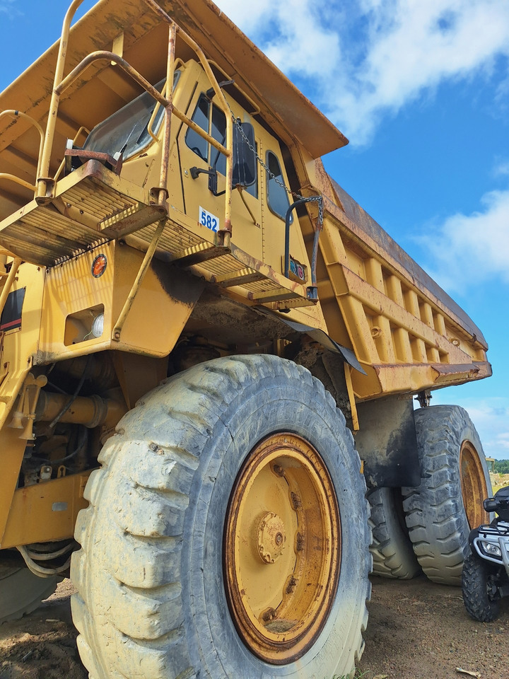 Caterpillar 777C - Demper: slika 1 Caterpillar 777C - Demper: slika 1