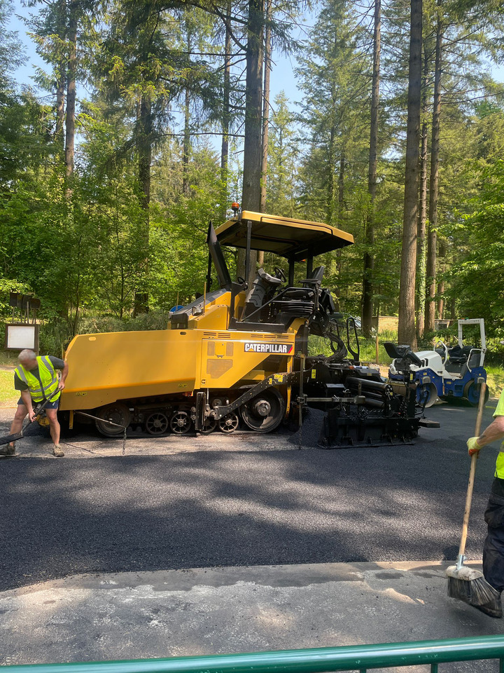 Caterpillar AP 555 F - Asfaltni finišer: slika 3 Caterpillar AP 555 F - Asfaltni finišer: slika 3