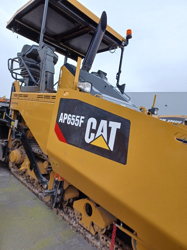 Caterpillar AP655F - Asfaltni finišer: slika 3 Caterpillar AP655F - Asfaltni finišer: slika 3