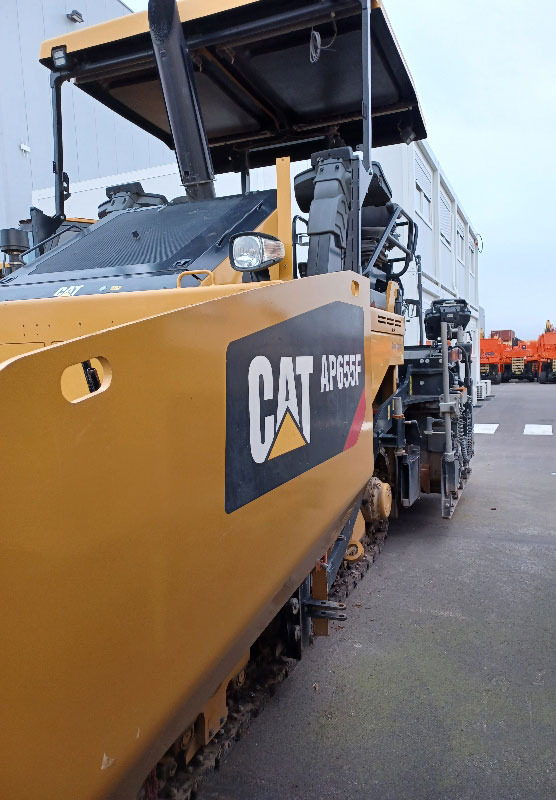 Caterpillar AP655F - Asfaltni finišer: slika 4 Caterpillar AP655F - Asfaltni finišer: slika 4