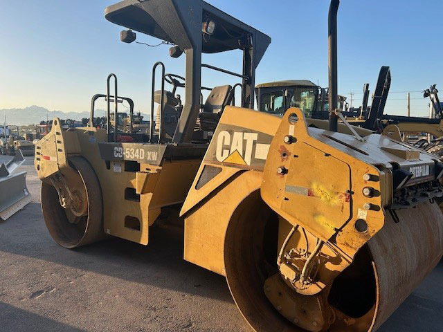 Caterpillar CB-543D XW - Valjar: slika 2 Caterpillar CB-543D XW - Valjar: slika 2