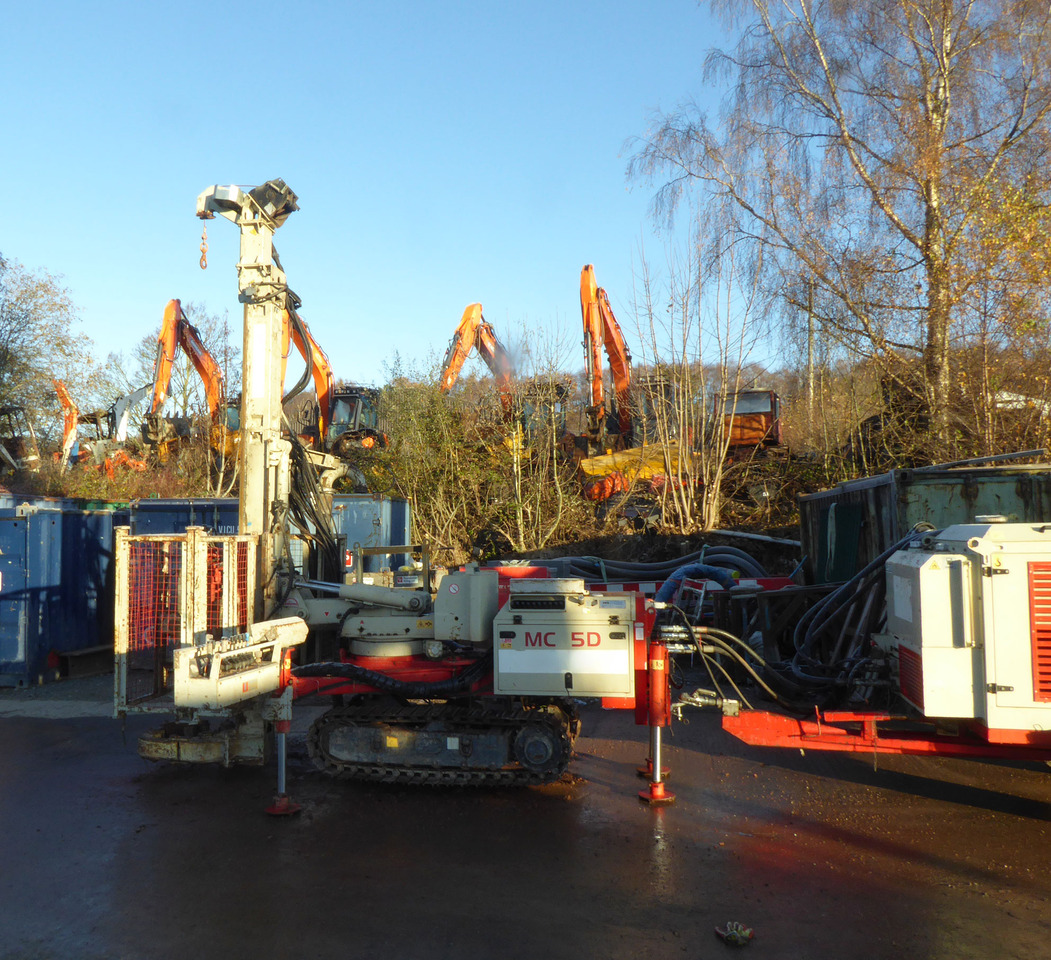 Comacchio MC5D - Pilotno hidravlično kladivo: slika 3 Comacchio MC5D - Pilotno hidravlično kladivo: slika 3