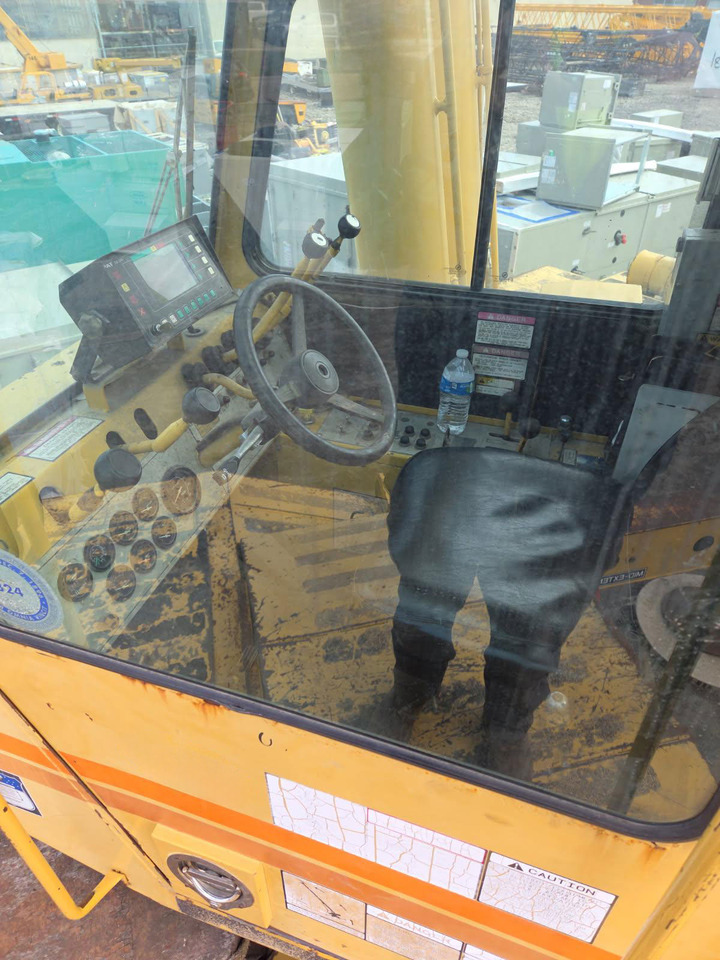 Grove RT750 - Avtodvigalo: slika 4 Grove RT750 - Avtodvigalo: slika 4