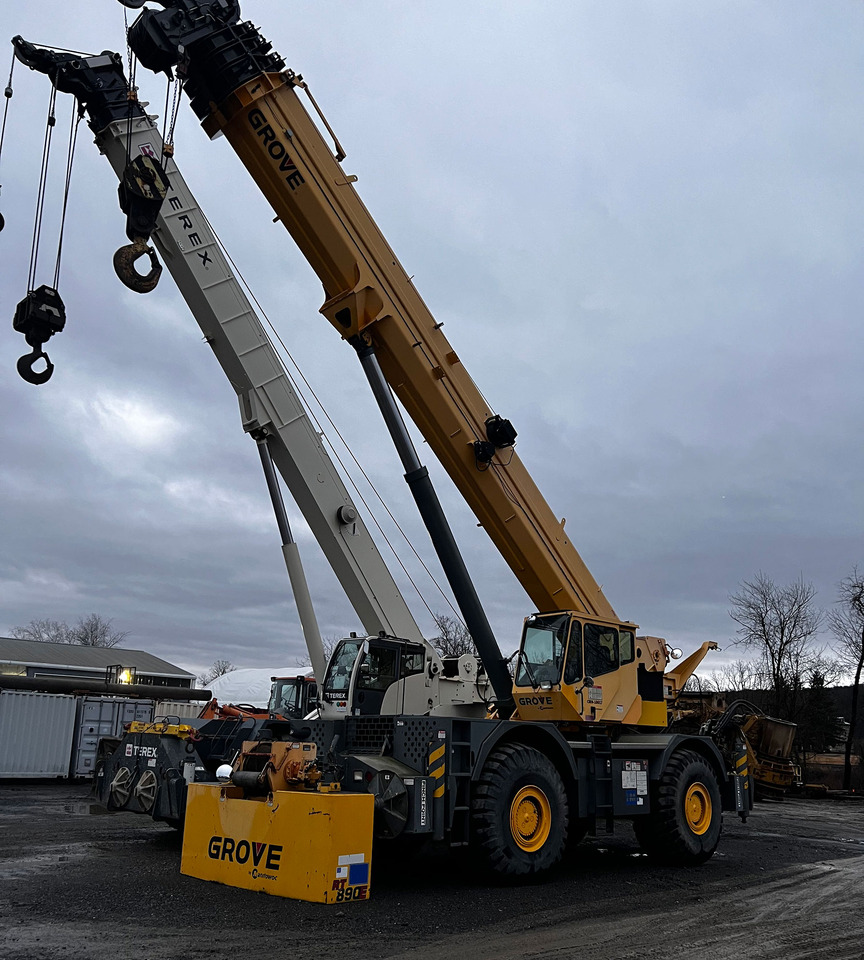 Grove RT890E - Avtodvigalo: slika 1 Grove RT890E - Avtodvigalo: slika 1