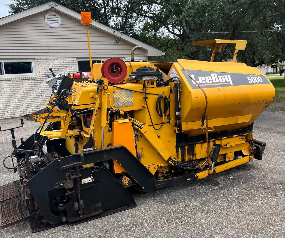 Leeboy 5000 - Asfaltni finišer: slika 1 Leeboy 5000 - Asfaltni finišer: slika 1