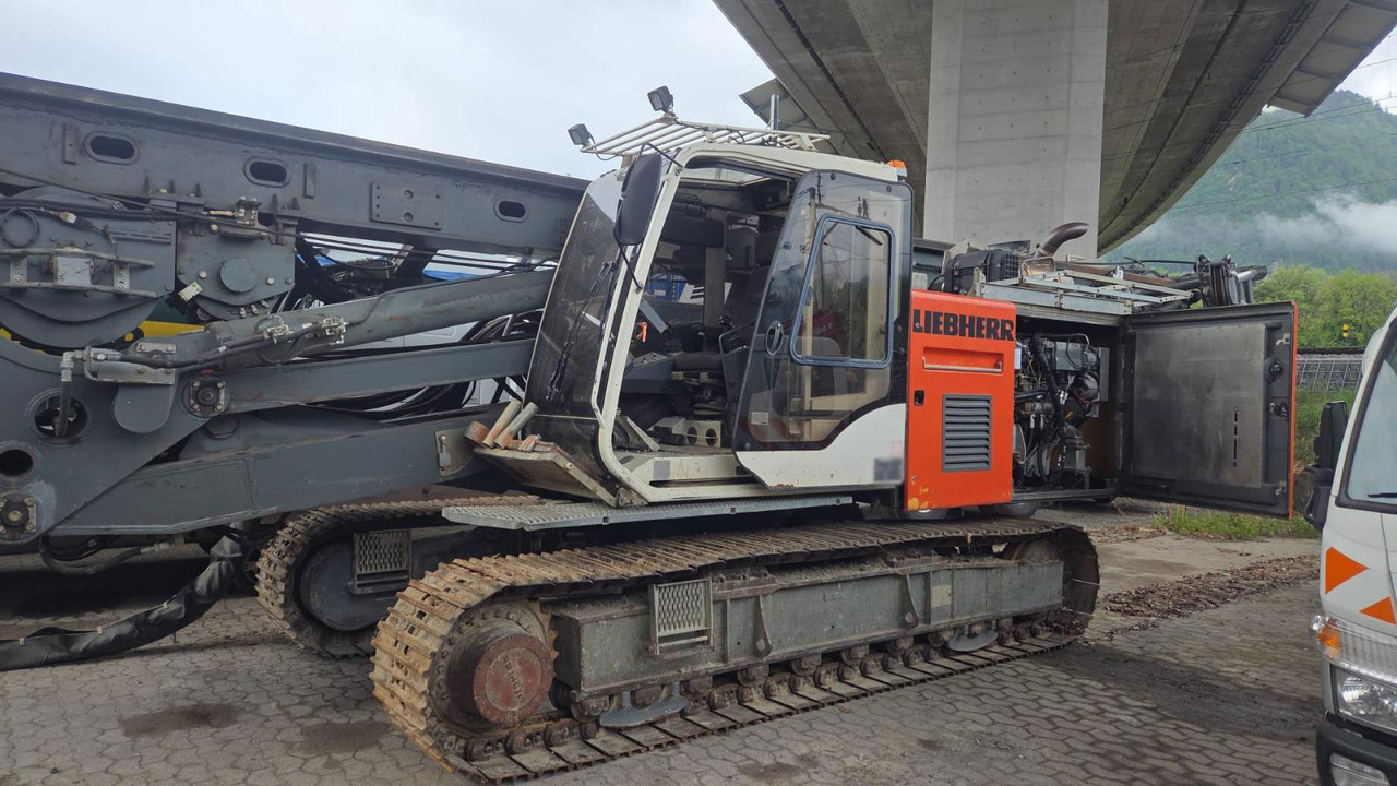 Liebherr LB16 - Pilotno hidravlično kladivo: slika 3 Liebherr LB16 - Pilotno hidravlično kladivo: slika 3