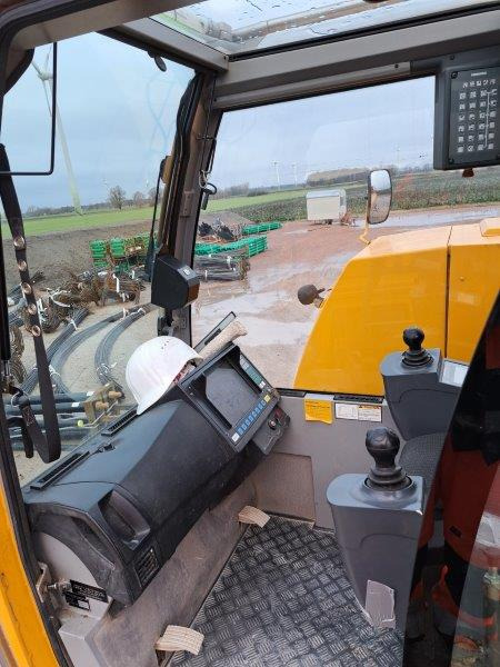 Liebherr LTF 1045-4.1 - Avtodvigalo: slika 4 Liebherr LTF 1045-4.1 - Avtodvigalo: slika 4